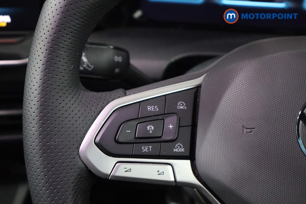 Volkswagen Golf R-Line Manual Petrol Hatchback - Stock Number (1541833) - 7th supplementary image