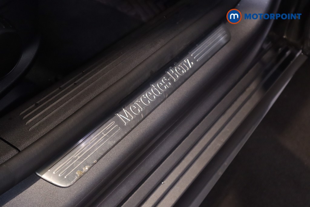 Mercedes-Benz A Class Amg Line Automatic Petrol Hatchback - Stock Number (1550389) - 6th supplementary image