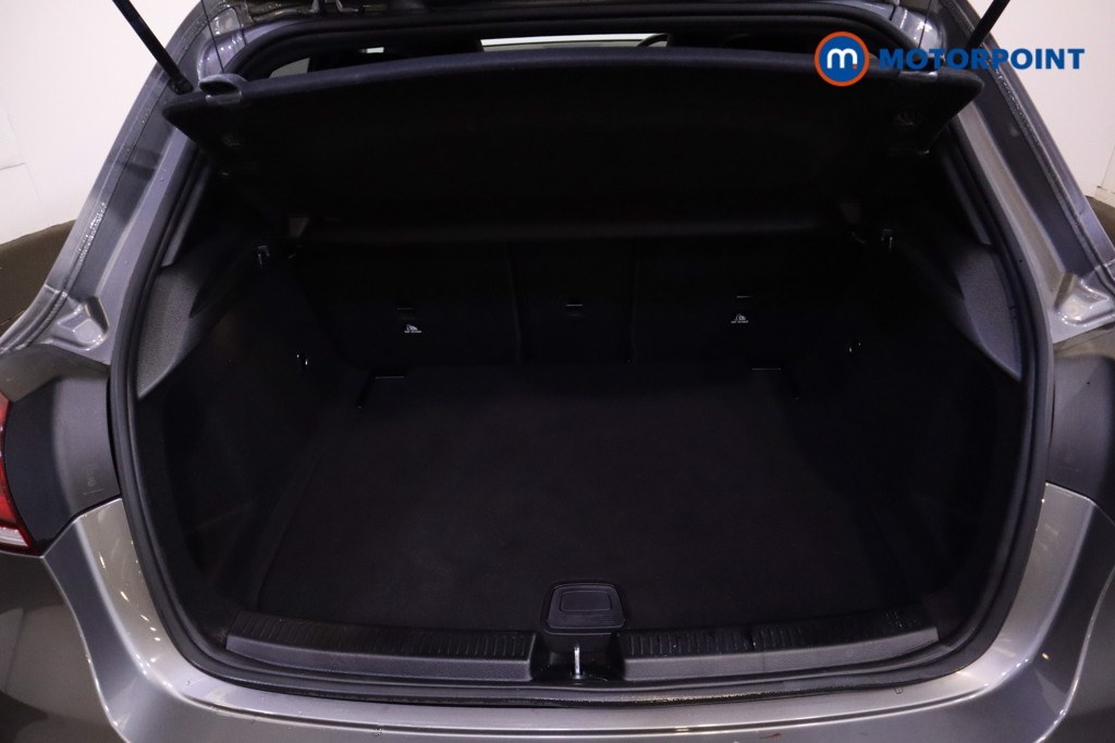 Mercedes-Benz A Class Amg Line Automatic Petrol Hatchback - Stock Number (1550389) - 24th supplementary image