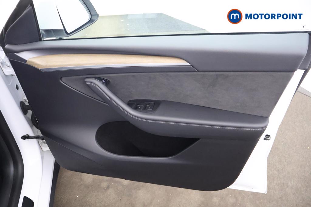 Tesla Model Y Long Range Automatic Electric SUV - Stock Number (1553923) - 6th supplementary image