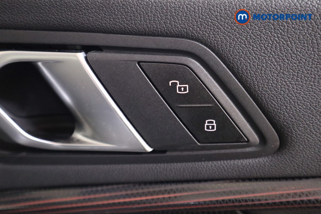 BMW 1 Series Sport Automatic Petrol Hatchback - Stock Number (1553960) - 12th supplementary image