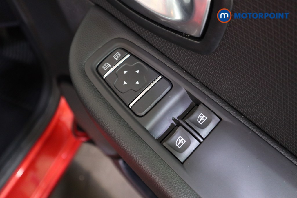 Renault Clio Iconic Manual Petrol Hatchback - Stock Number (1554461) - 10th supplementary image