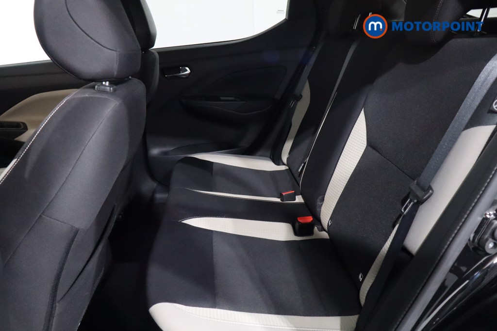 Nissan Micra Tekna Automatic Petrol Hatchback - Stock Number (1554707) - 5th supplementary image