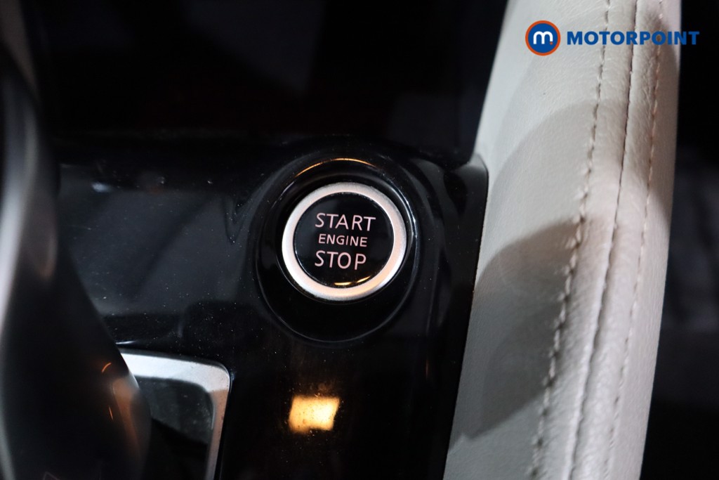 Nissan Micra Tekna Automatic Petrol Hatchback - Stock Number (1554707) - 13th supplementary image