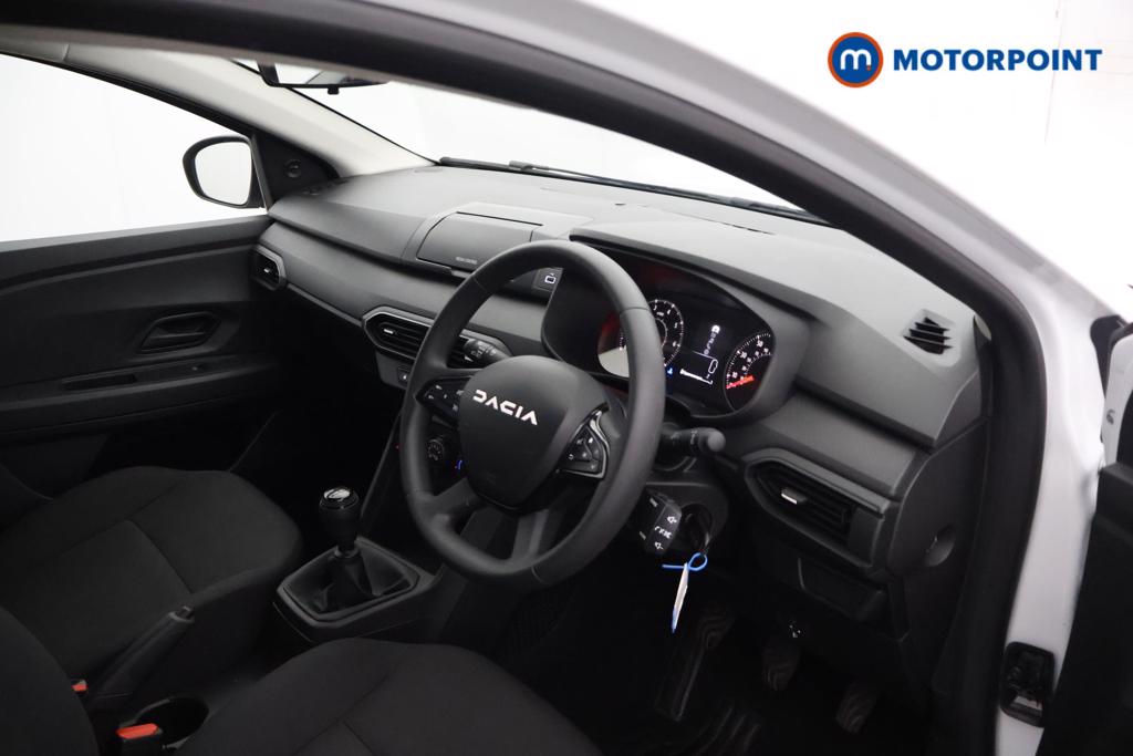 Dacia Sandero Essential Manual Petrol Hatchback - Stock Number (1554865) - 9th supplementary image