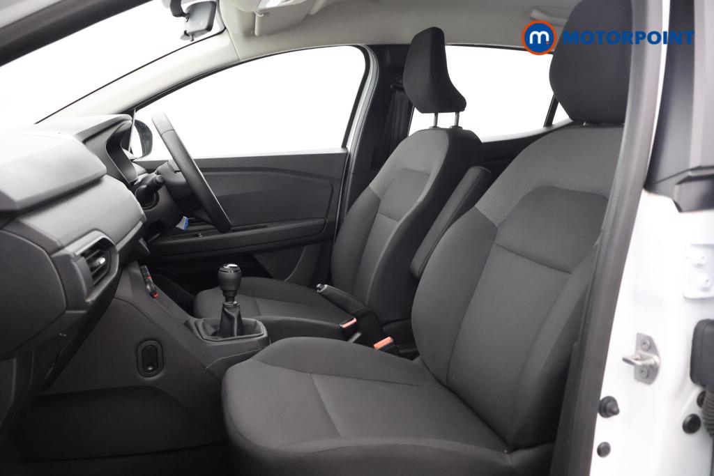 Dacia Sandero Essential Manual Petrol Hatchback - Stock Number (1554865) - 19th supplementary image