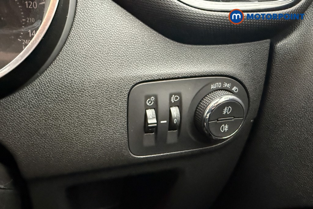 Vauxhall Crossland GS Automatic Petrol SUV - Stock Number (1555158) - 13th supplementary image