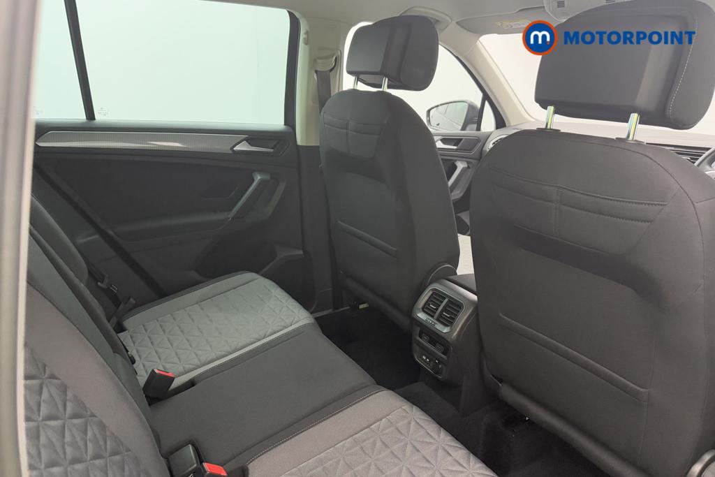 Volkswagen Tiguan Life Manual Petrol SUV - Stock Number (1555697) - 5th supplementary image