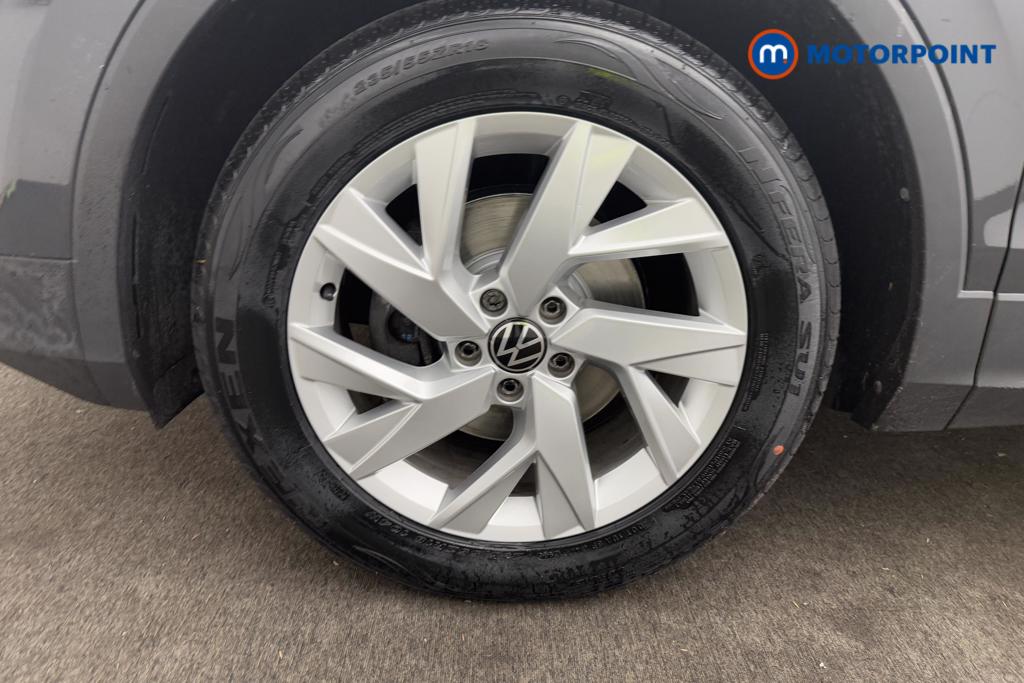 Volkswagen Tiguan Life Manual Petrol SUV - Stock Number (1555697) - 23rd supplementary image