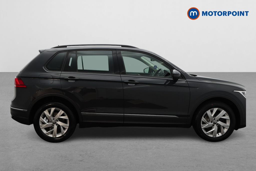 Volkswagen Tiguan Life Manual Petrol SUV - Stock Number (1555697) - Drivers side