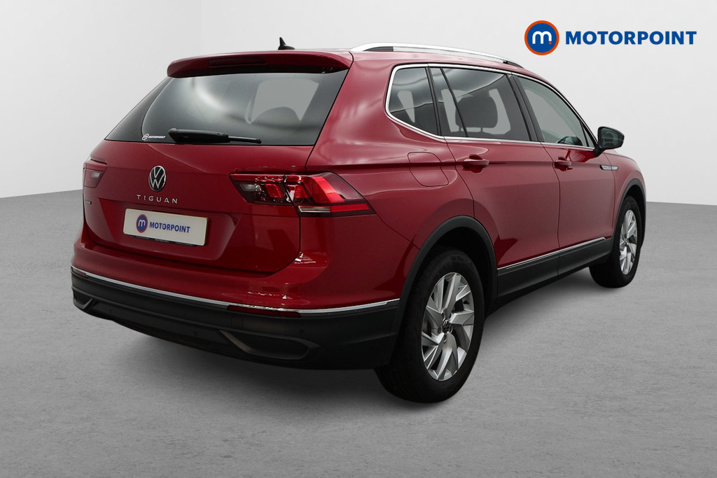 Volkswagen Tiguan Allspace Life Manual Petrol SUV - Stock Number (1556057) - Drivers side rear corner