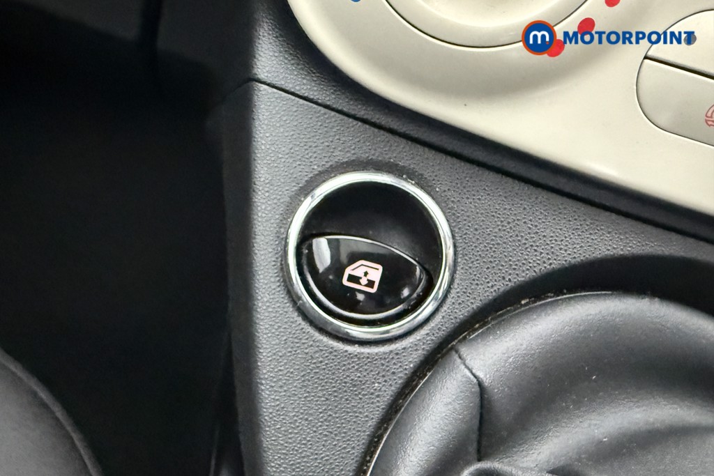 Fiat 500 1.0 Mild Hybrid 3Dr Manual Petrol-Electric Hybrid Hatchback - Stock Number (1556058) - 9th supplementary image