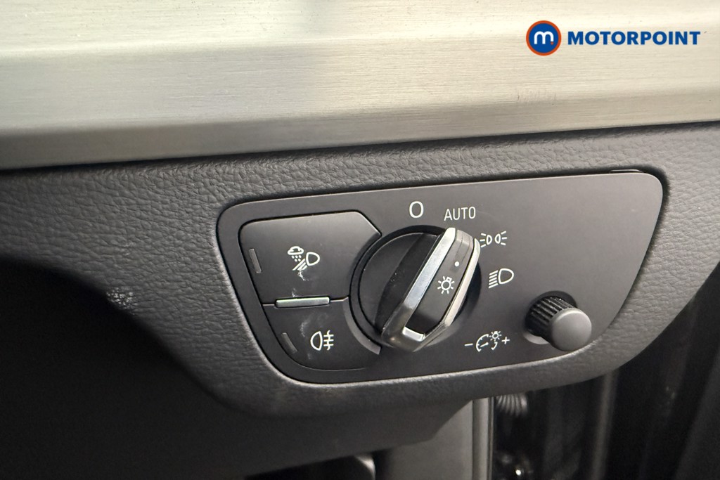 Audi Q5 S Line Automatic Petrol Plug-In Hybrid SUV - Stock Number (1556068) - 17th supplementary image