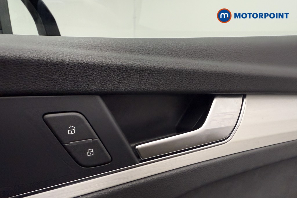 Audi Q5 S Line Automatic Petrol Plug-In Hybrid SUV - Stock Number (1556068) - 18th supplementary image