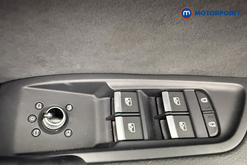 Audi Q5 S Line Automatic Petrol Plug-In Hybrid SUV - Stock Number (1556068) - 20th supplementary image