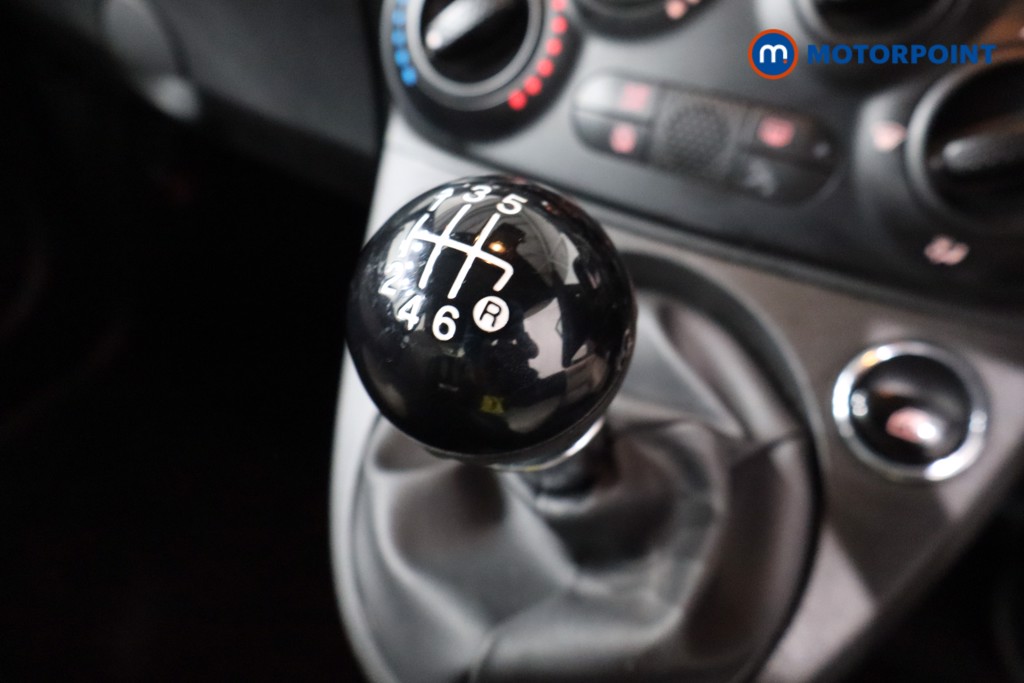 Fiat 500 Dolcevita Manual Petrol-Electric Hybrid Hatchback - Stock Number (1556294) - 14th supplementary image