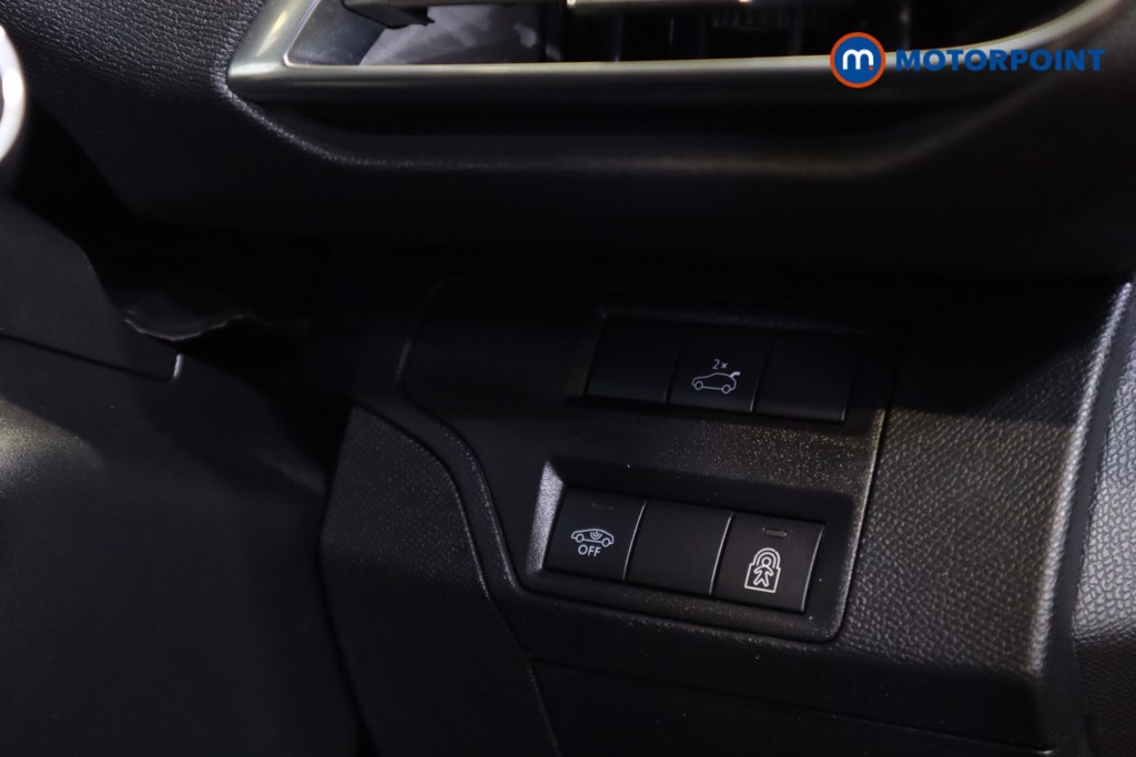 Peugeot 3008 Gt Line Premium Automatic Petrol SUV - Stock Number (1556377) - 4th supplementary image