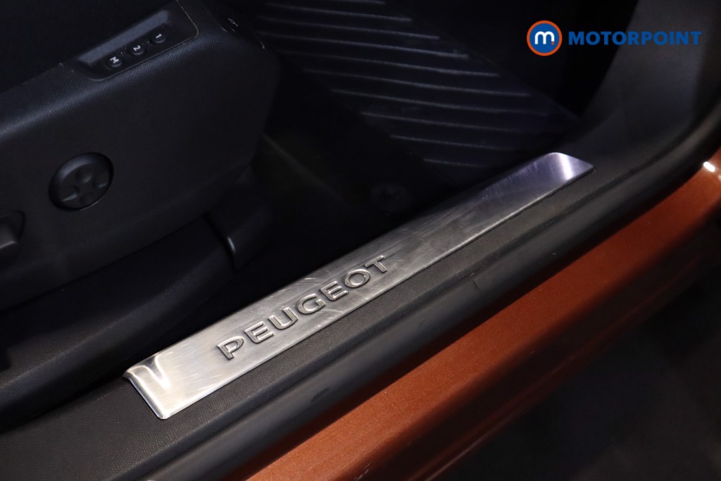 Peugeot 3008 Gt Line Premium Automatic Petrol SUV - Stock Number (1556377) - 5th supplementary image