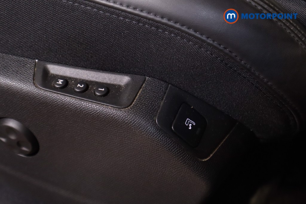 Peugeot 3008 Gt Line Premium Automatic Petrol SUV - Stock Number (1556377) - 8th supplementary image