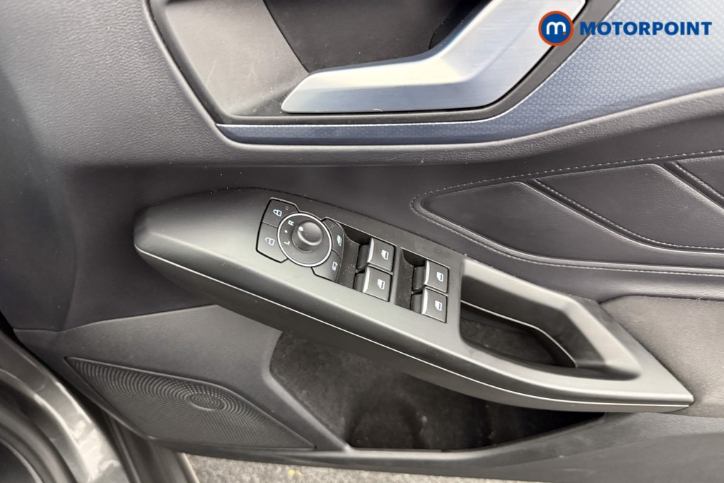 Ford Focus Active X Manual Petrol Hatchback - Stock Number (1556508) - 15th supplementary image