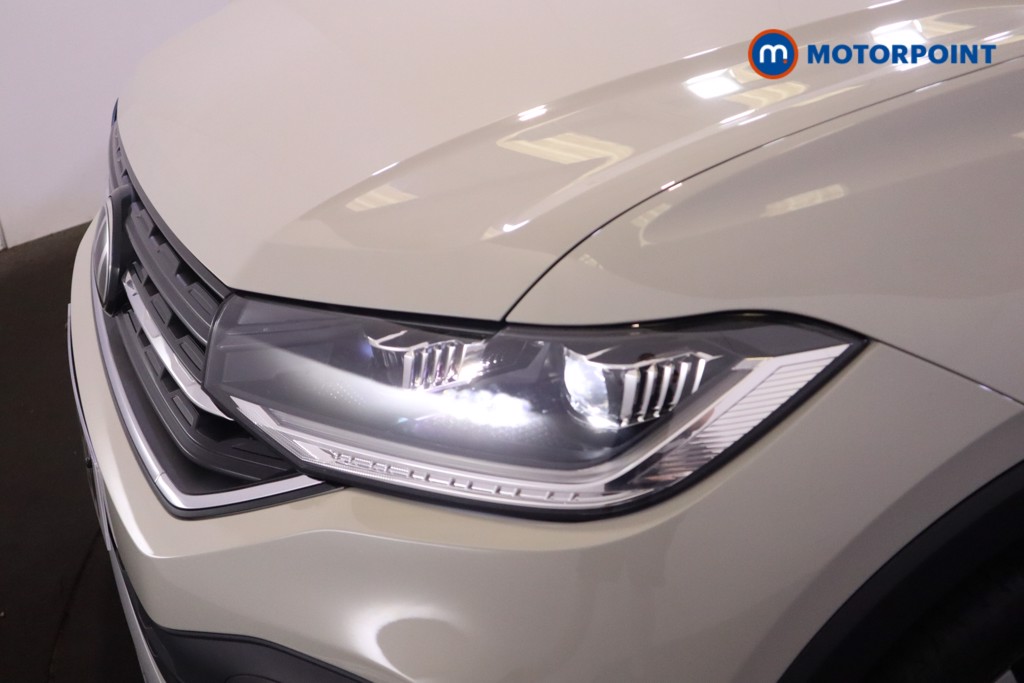 Volkswagen T-Cross Black Edition Manual Petrol SUV - Stock Number (1556825) - 34th supplementary image
