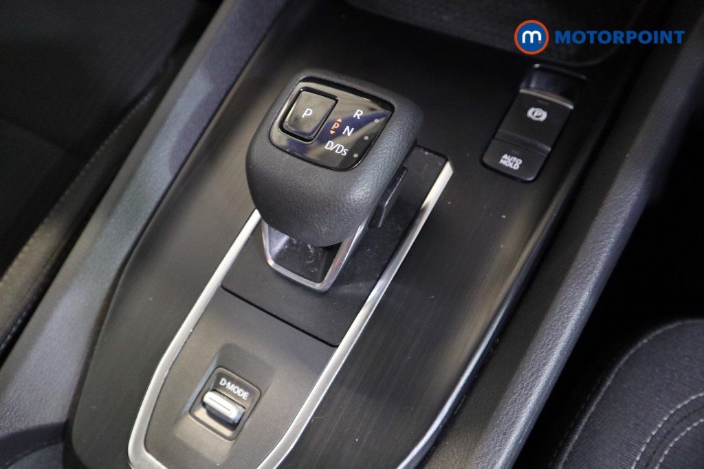 Nissan Qashqai Acenta Premium Automatic Petrol SUV - Stock Number (1557063) - 8th supplementary image