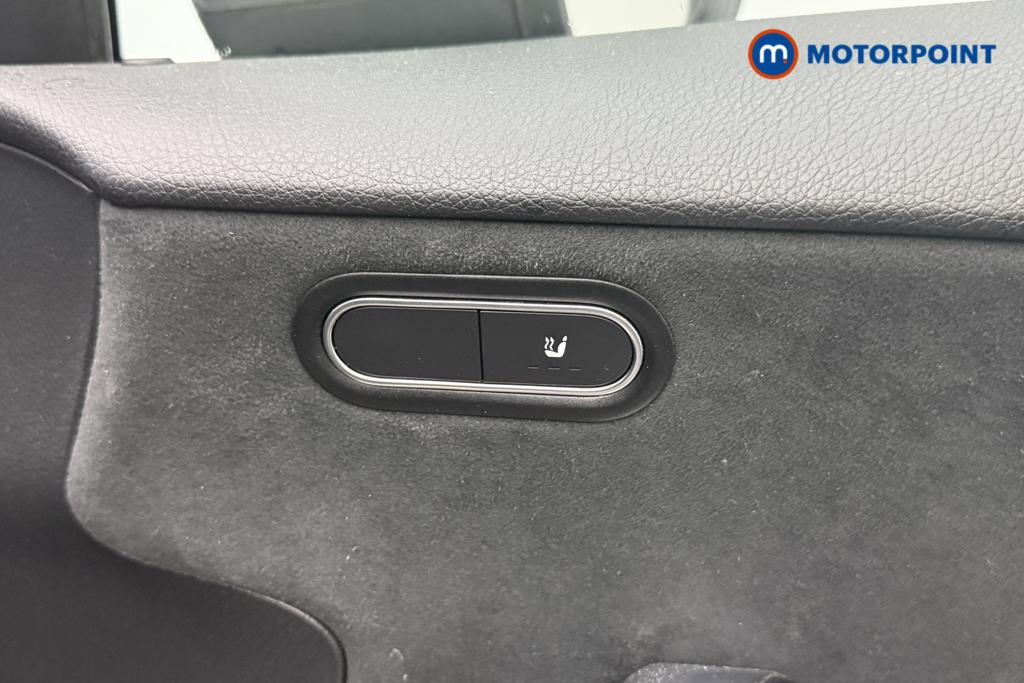 Mercedes-Benz A Class Amg Line Automatic Petrol Hatchback - Stock Number (1557688) - 11th supplementary image