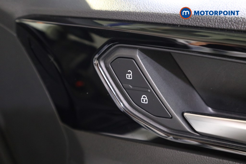Volkswagen T-Cross Black Edition Manual Petrol SUV - Stock Number (1558148) - 10th supplementary image
