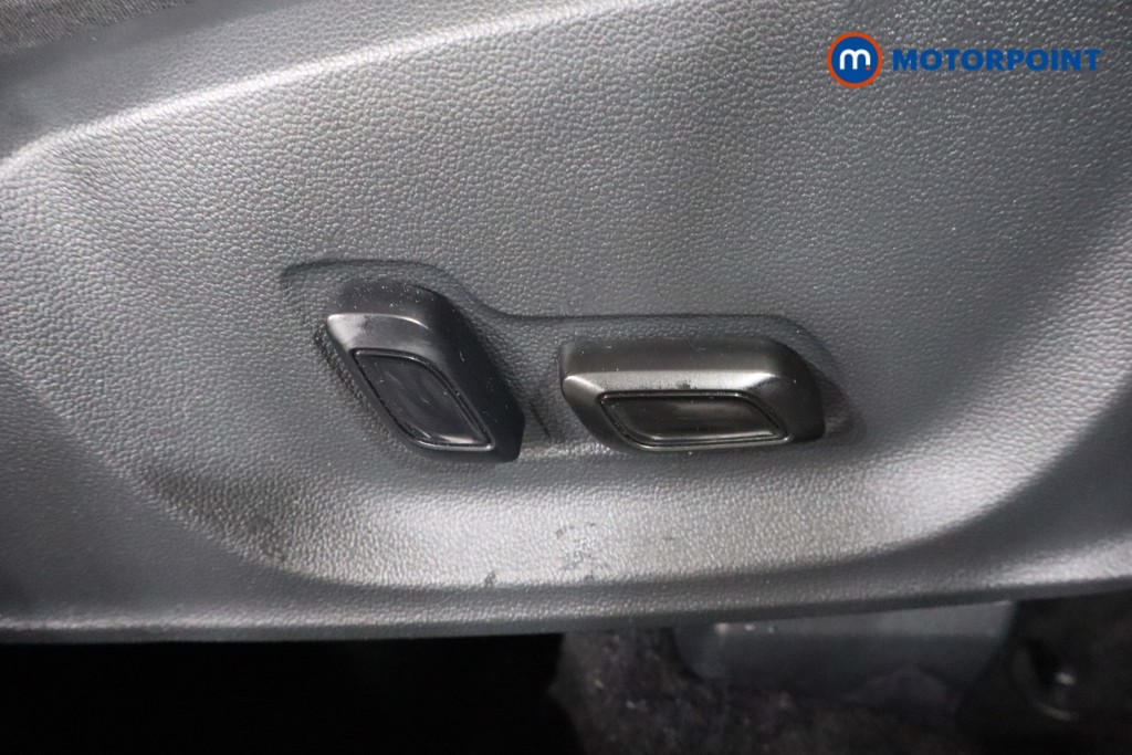 Mg Motor Uk ZS Exclusive Manual Petrol SUV - Stock Number (1558188) - 14th supplementary image
