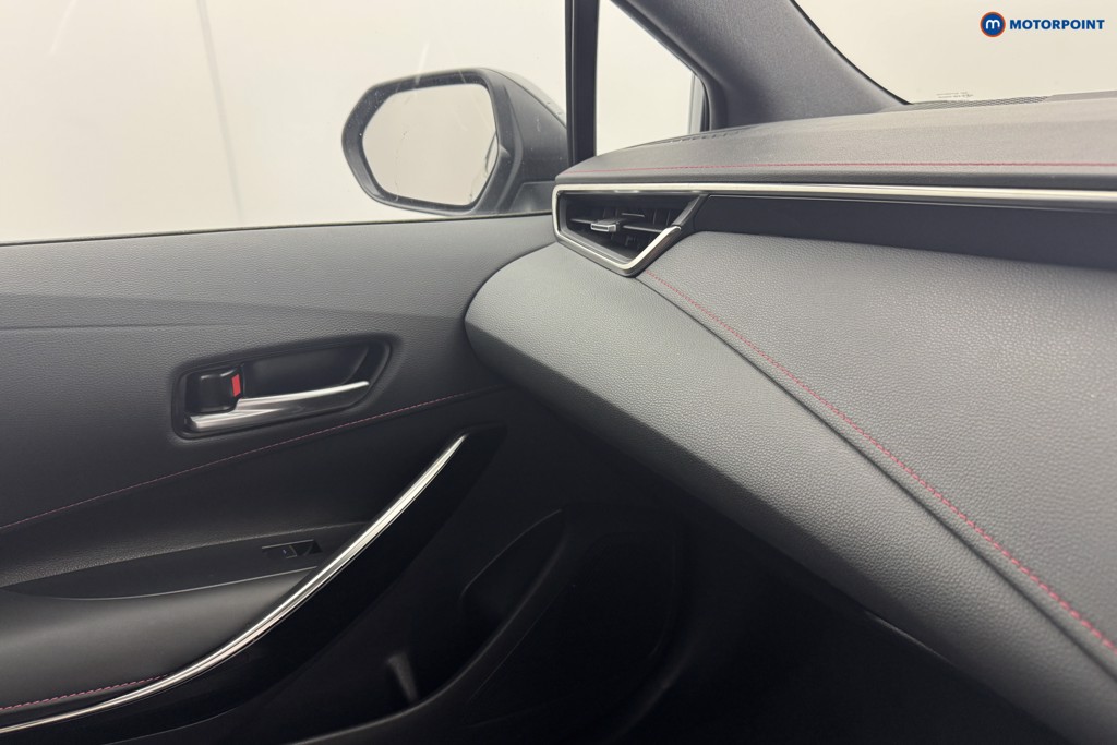 Toyota Corolla Excel Automatic Petrol-Electric Hybrid Hatchback - Stock Number (1558315) - 12th supplementary image
