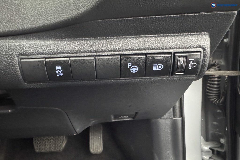 Toyota Corolla Excel Automatic Petrol-Electric Hybrid Hatchback - Stock Number (1558315) - 15th supplementary image