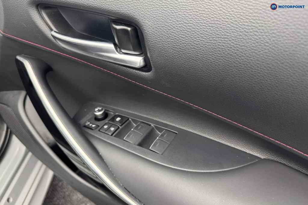 Toyota Corolla Excel Automatic Petrol-Electric Hybrid Hatchback - Stock Number (1558315) - 18th supplementary image
