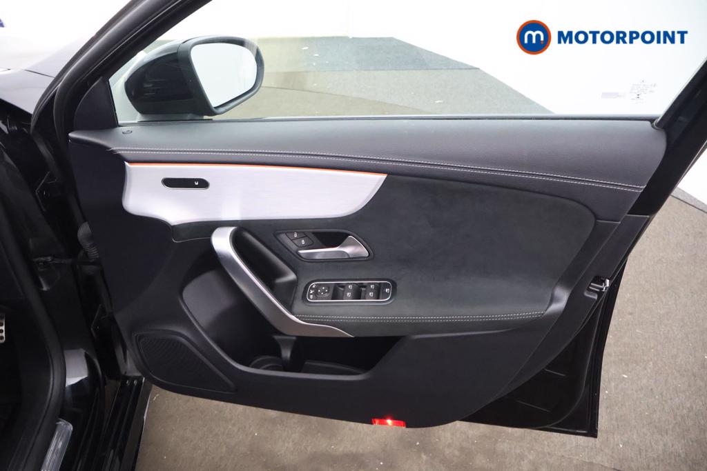 Mercedes-Benz A Class Exclusive Edition Automatic Petrol Hatchback - Stock Number (1558430) - 8th supplementary image