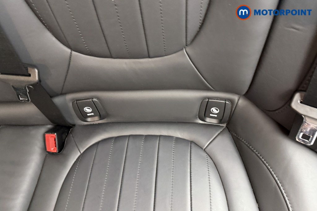 Mini Clubman Cooper Exclusive Automatic Petrol Estate - Stock Number (1558600) - 23rd supplementary image