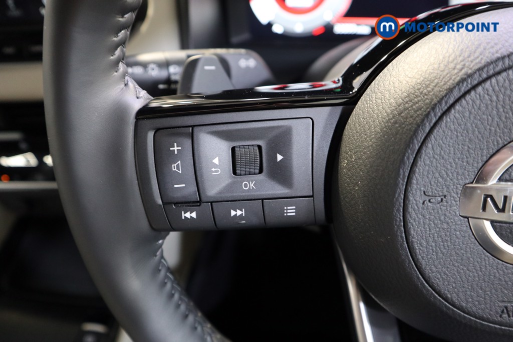 Nissan Qashqai Tekna Automatic Petrol SUV - Stock Number (1558698) - 3rd supplementary image