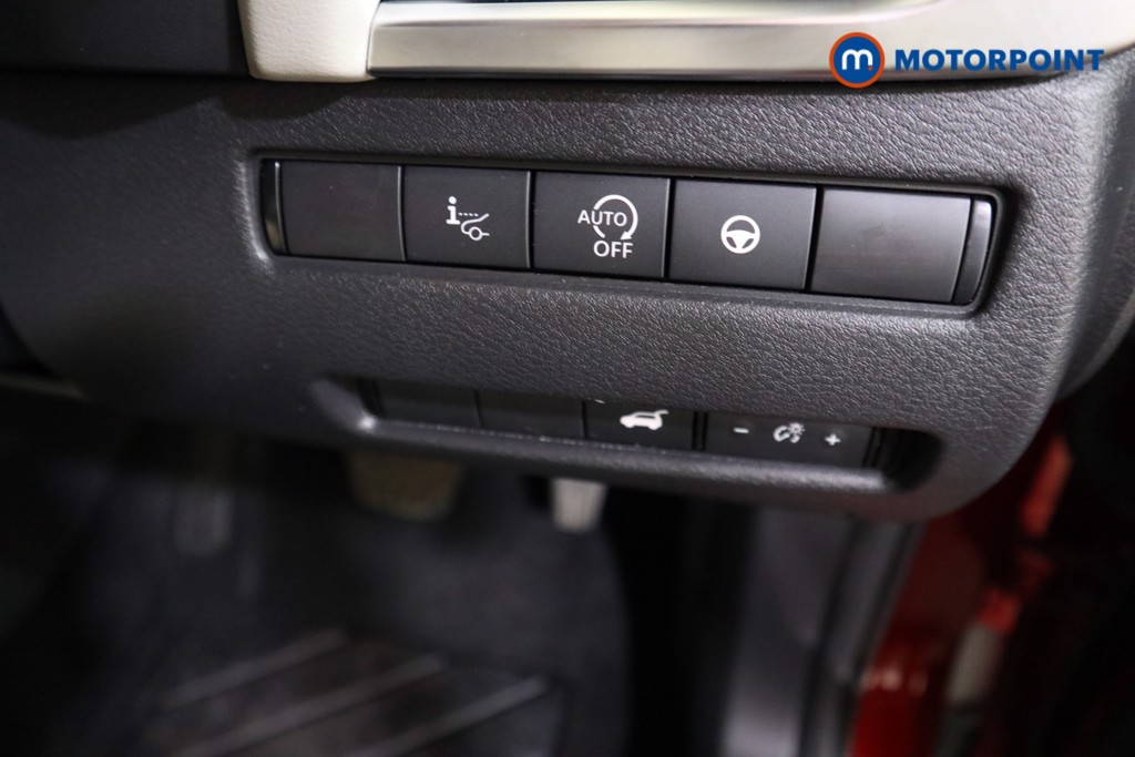 Nissan Qashqai Tekna Automatic Petrol SUV - Stock Number (1558698) - 9th supplementary image