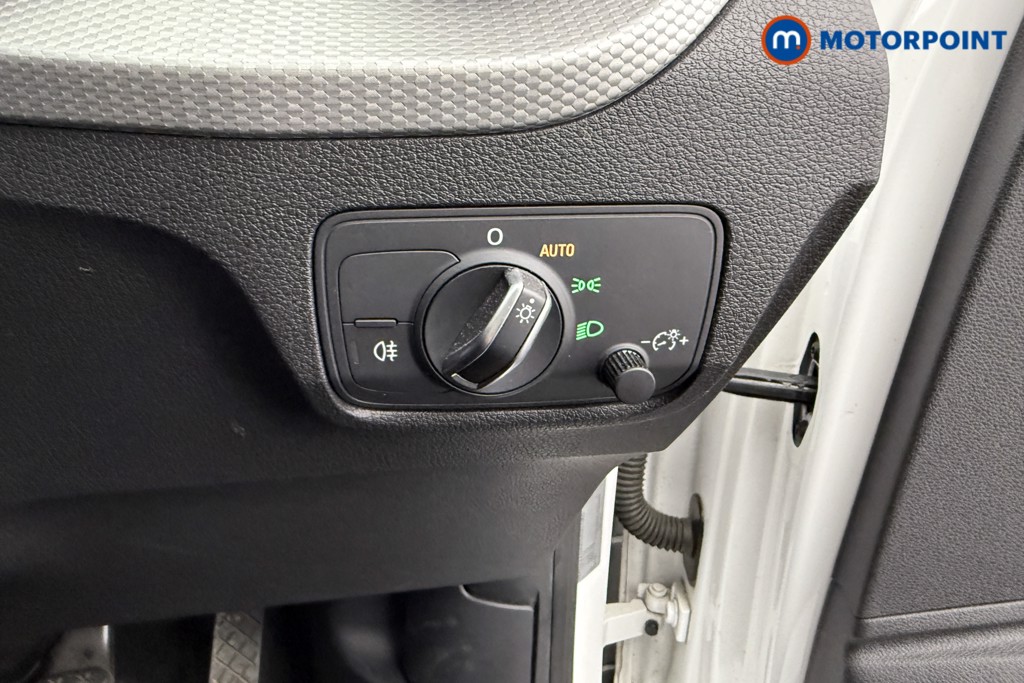 Audi Q2 Technik Manual Petrol SUV - Stock Number (1558739) - 12th supplementary image