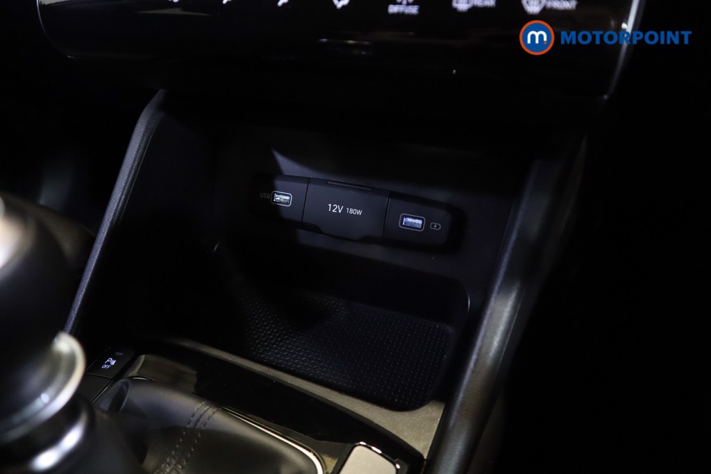Hyundai Tucson Se Connect Manual Petrol SUV - Stock Number (1558810) - 20th supplementary image