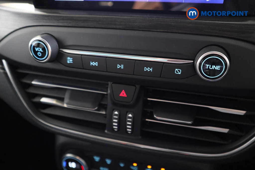 Ford Focus Vignale Edition Manual Petrol-Electric Hybrid Hatchback - Stock Number (1559478) - 7th supplementary image