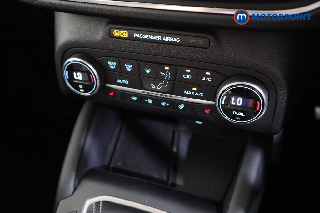 Ford Focus Vignale Edition Manual Petrol-Electric Hybrid Hatchback - Stock Number (1559478) - 8th supplementary image