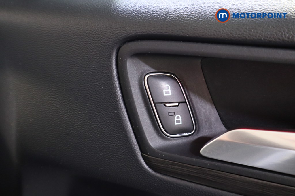 Ford Focus Vignale Edition Manual Petrol-Electric Hybrid Hatchback - Stock Number (1559478) - 12th supplementary image