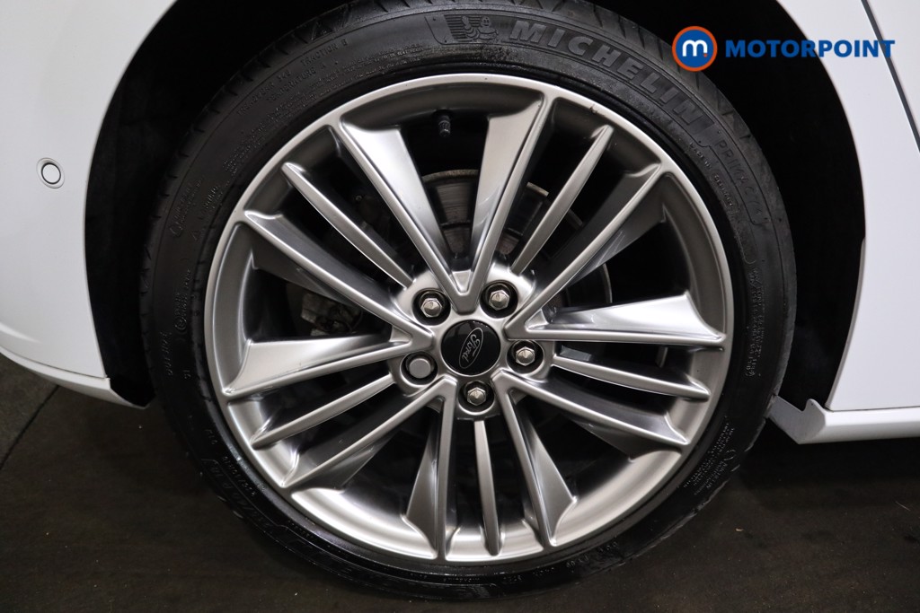 Ford Focus Vignale Edition Manual Petrol-Electric Hybrid Hatchback - Stock Number (1559478) - 17th supplementary image
