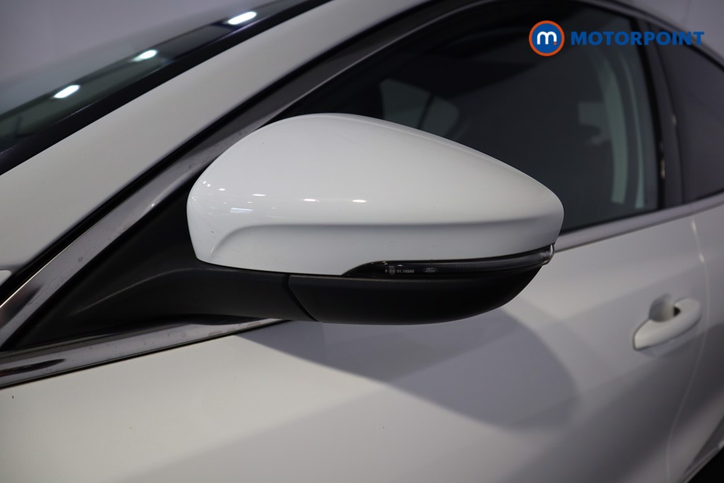 Ford Focus Vignale Edition Manual Petrol-Electric Hybrid Hatchback - Stock Number (1559478) - 26th supplementary image
