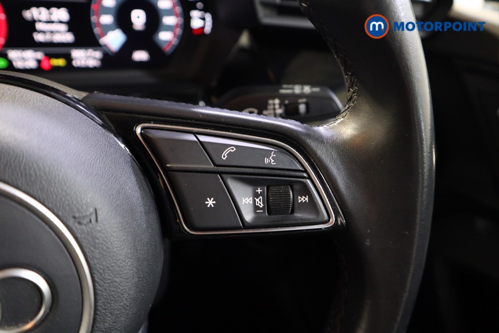 Audi A3 Technik Manual Petrol Hatchback - Stock Number (1559483) - 4th supplementary image