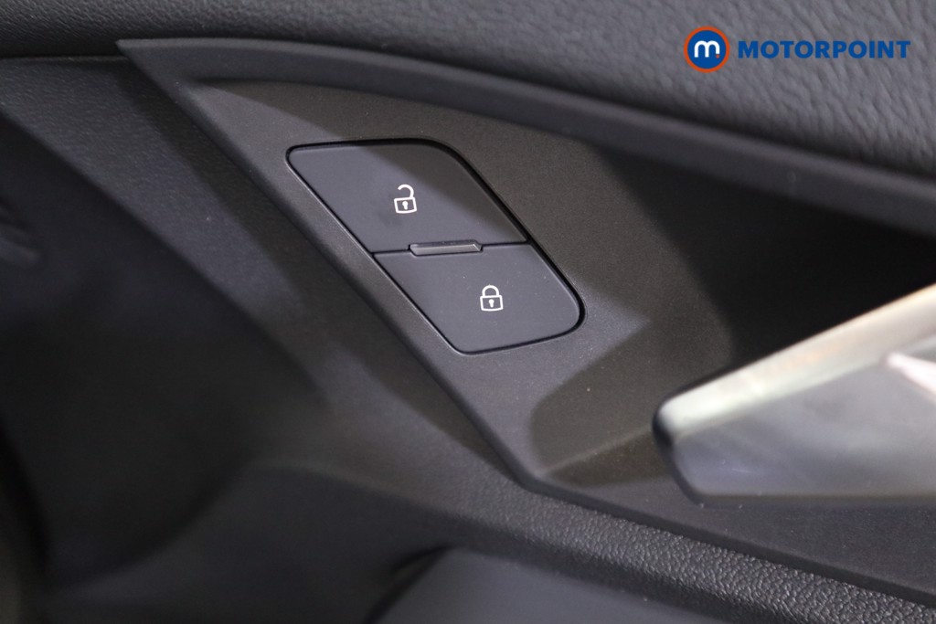 Audi A3 Technik Manual Petrol Hatchback - Stock Number (1559483) - 10th supplementary image