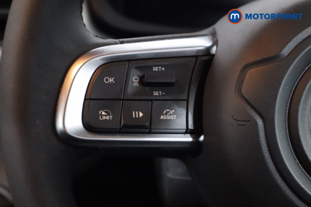 Jeep Avenger Summit Automatic Electric SUV - Stock Number (1559895) - 7th supplementary image