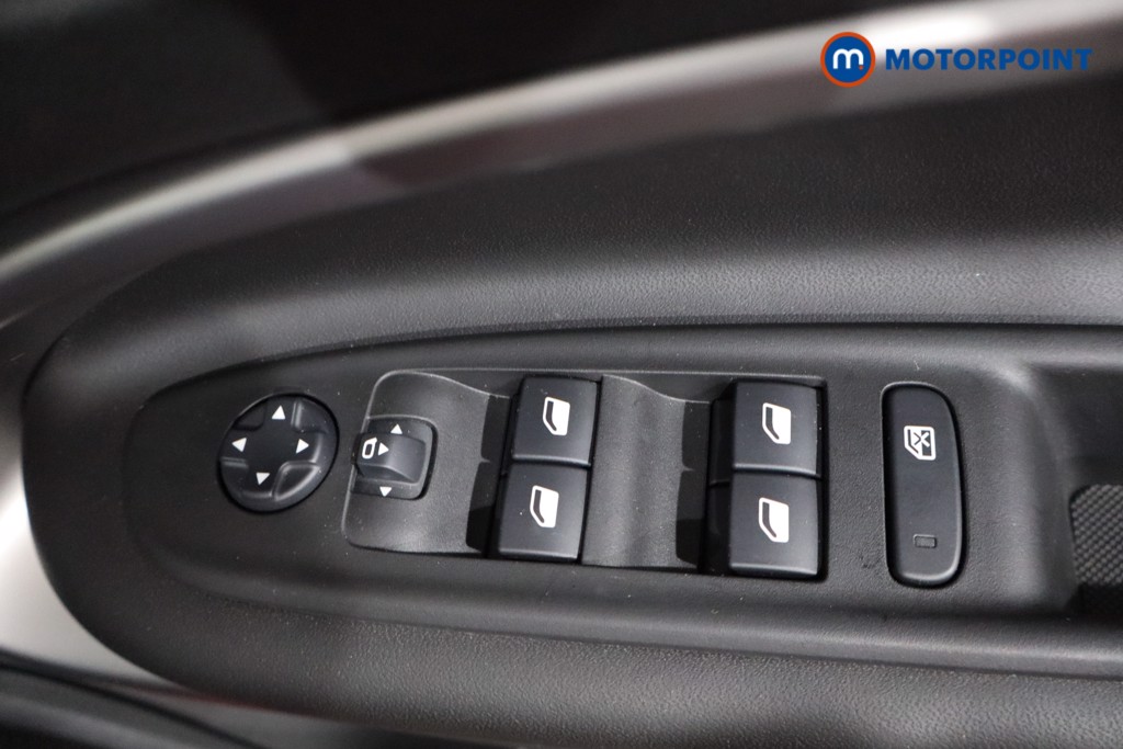 Jeep Avenger Summit Automatic Electric SUV - Stock Number (1559895) - 16th supplementary image