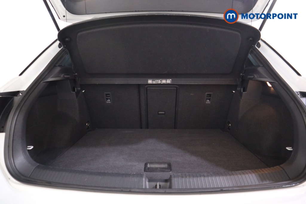 Volkswagen T-Roc Black Edition Manual Petrol SUV - Stock Number (1559936) - 14th supplementary image