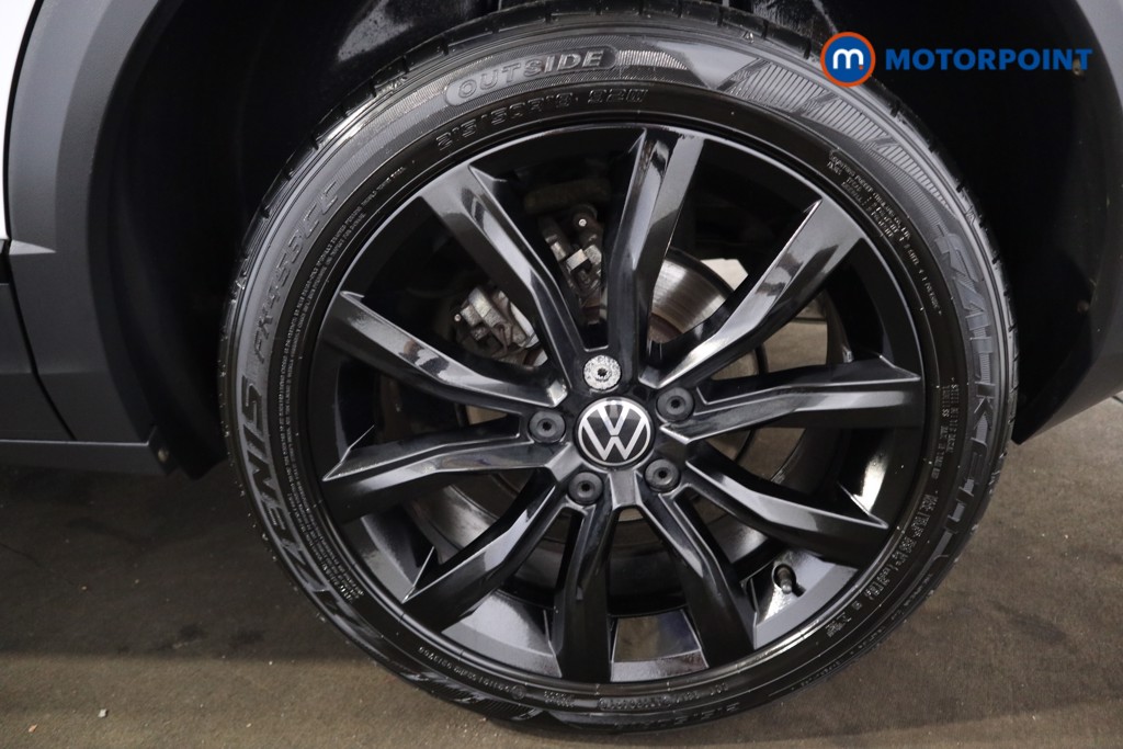 Volkswagen T-Roc Black Edition Manual Petrol SUV - Stock Number (1559936) - 18th supplementary image