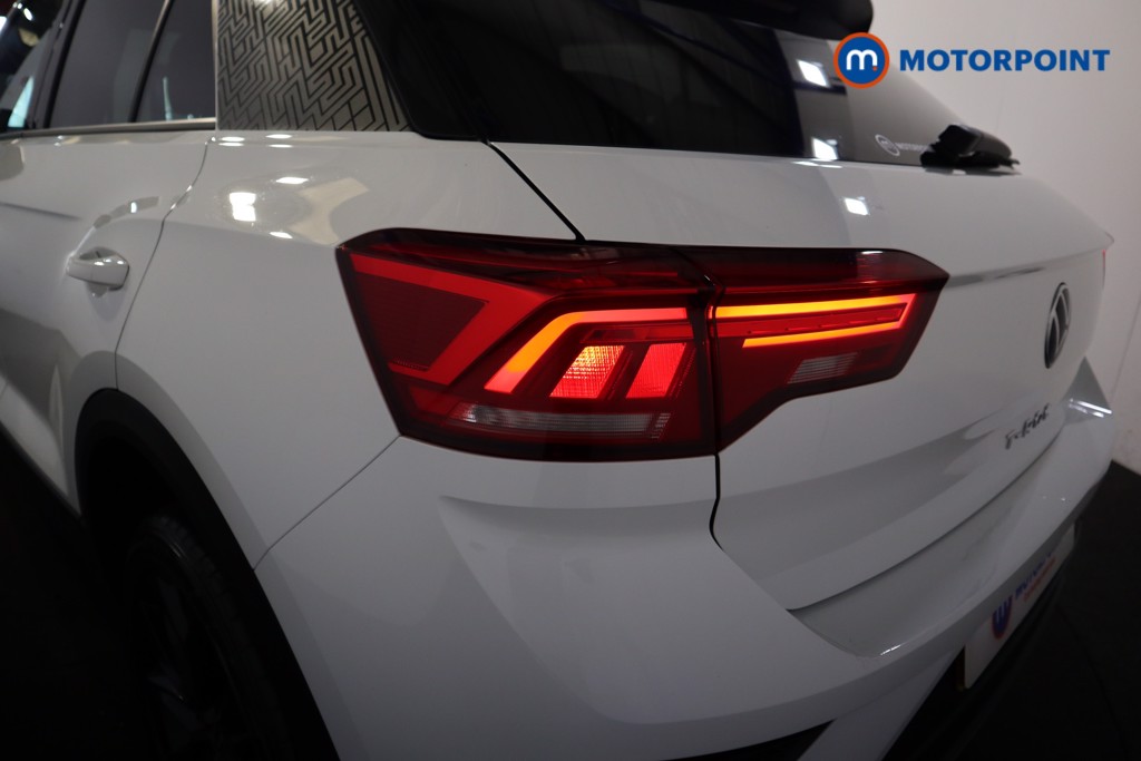 Volkswagen T-Roc Black Edition Manual Petrol SUV - Stock Number (1559936) - 20th supplementary image